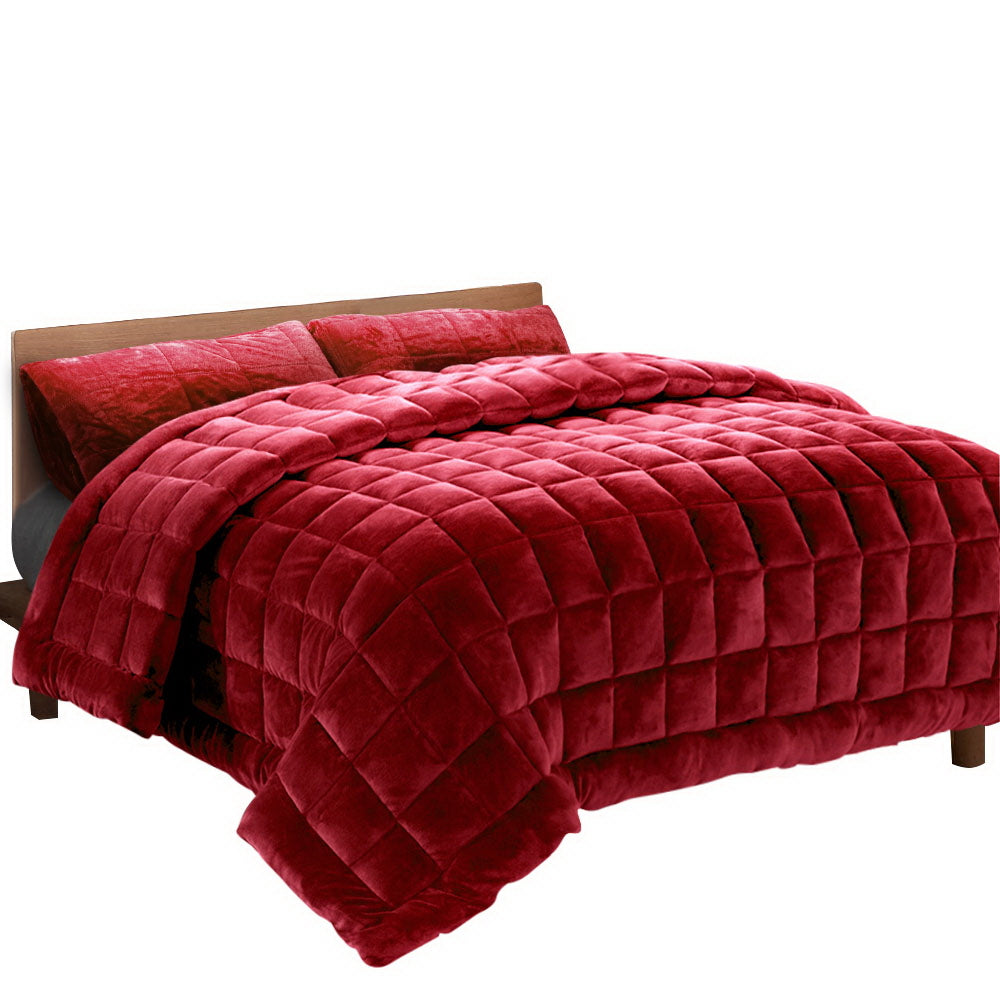 King Luxe Faux Mink Quilt | Burgundy