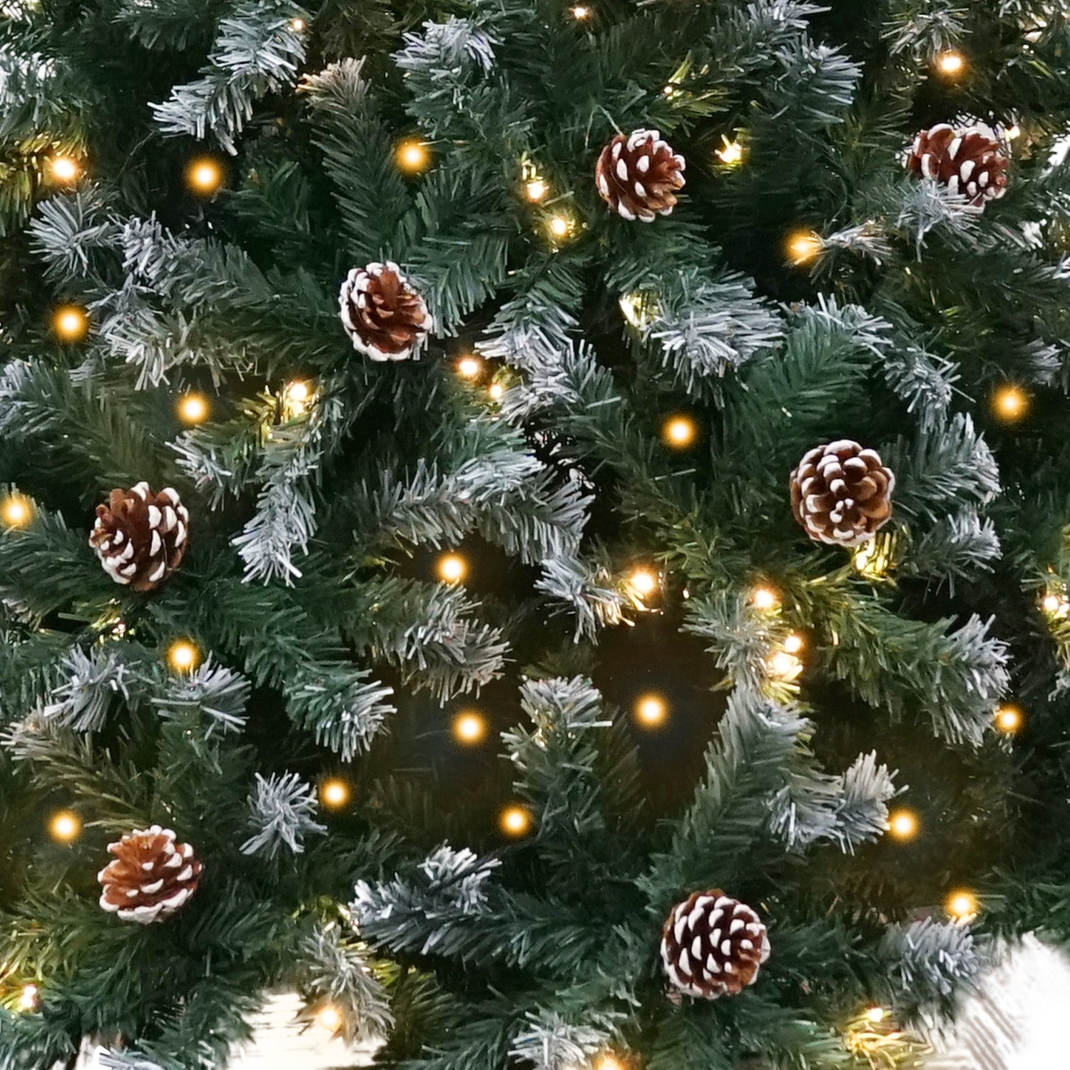 Snow Flocked LED Christmas Tree with Pinecones (1000 Tips) | 1.8m