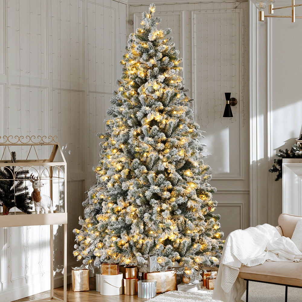 Pre-lit Snow Flocked Christmas Tree (1176 Tips) | 2.1m